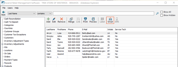 Screenshot of Users window with Email icon highlighted