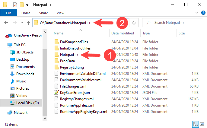 Graphic showing correct and incorrect folder locations